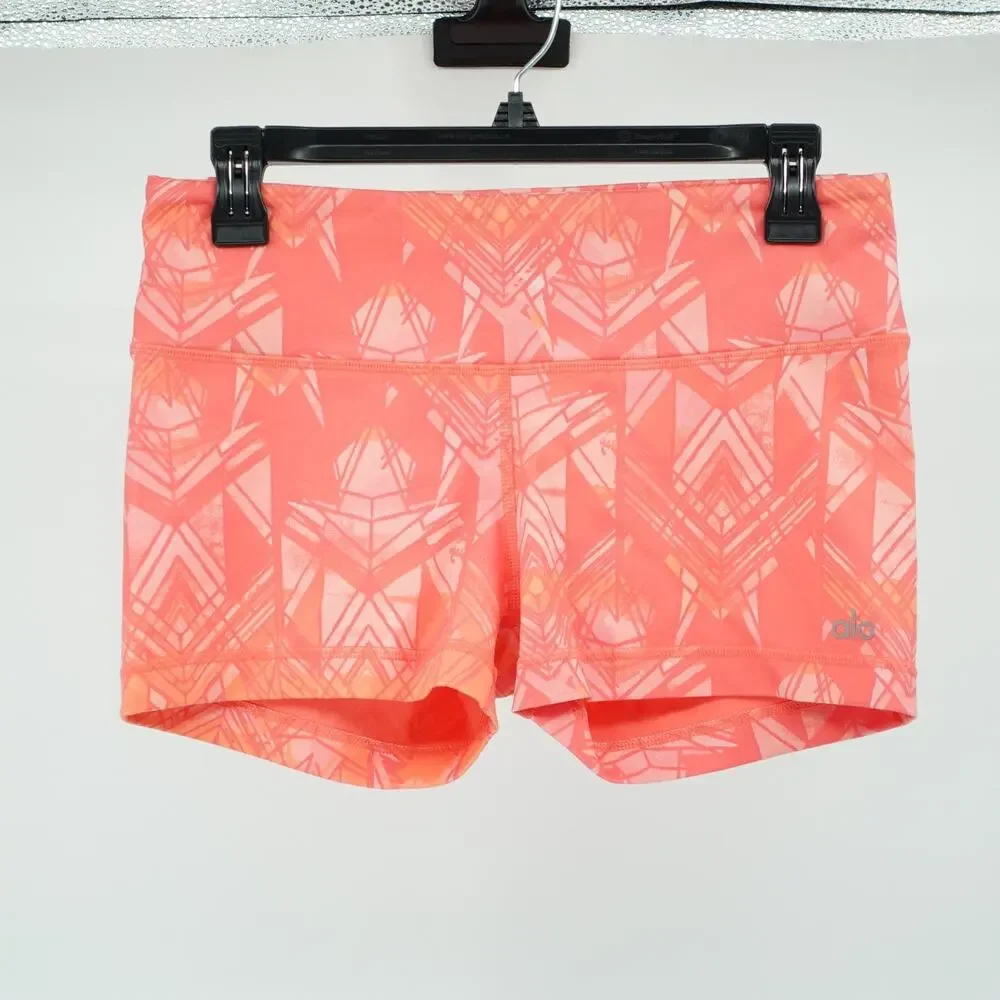 Alo‎ Athletic Shorts SZ M Athleticwear Athleisure Yoga Gym Workout Training